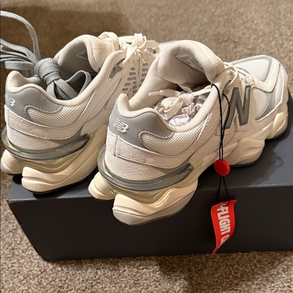 New Balance Off-White and Light Gray Sneakers - Picture 5 of 6